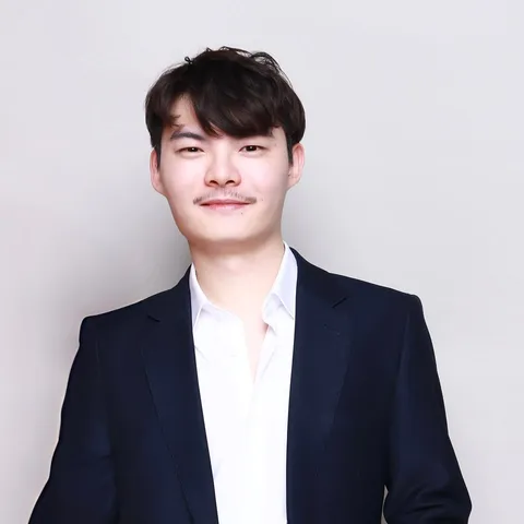 Anson Lau, founder of Aqvantiq